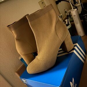 Madden Girl Tan Heeled Boots